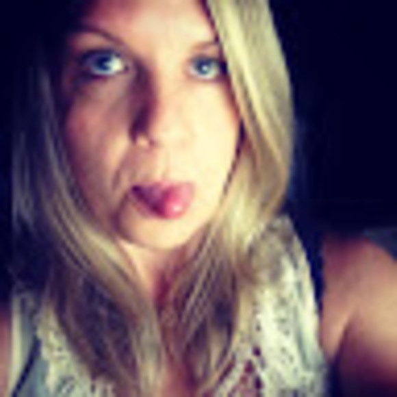 lorijohnston676